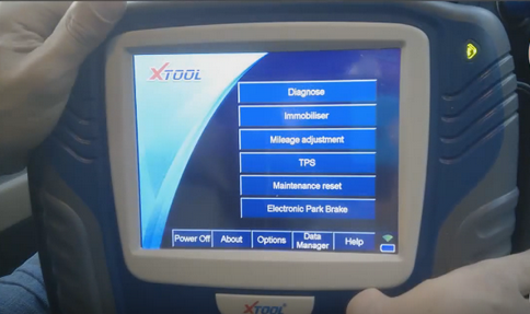 XTOOL PS2 GDS Gasoline Bluetooth Diagnostic Scan Tool XTOOL PS2 GDS Gasoline Bluetooth Diagnostic Scan Tool